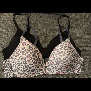 Victoria’s Secret Wireless Bra Bundle